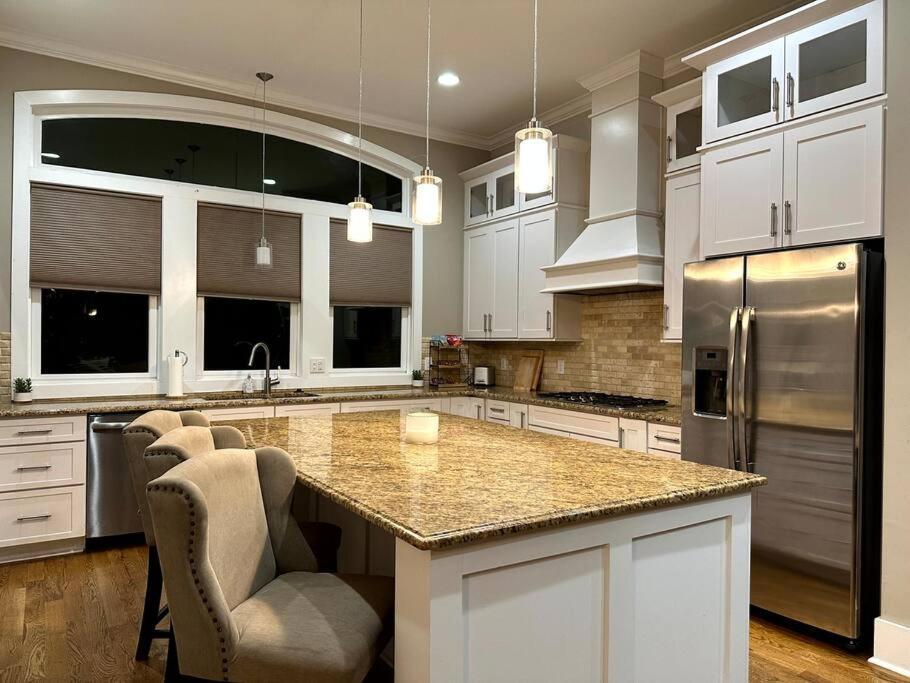 The Color Chord L 3Br In East Nashville With Rooftop Hot Tub Экстерьер фото